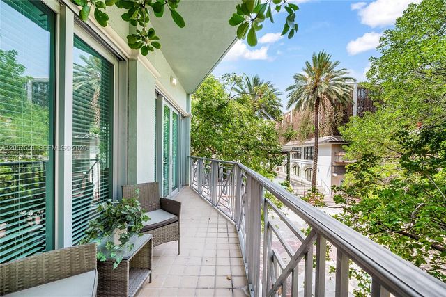 3333 Rice Street 203, Miami, FL 33133