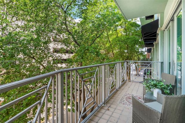 3333 Rice Street 203, Miami, FL 33133
