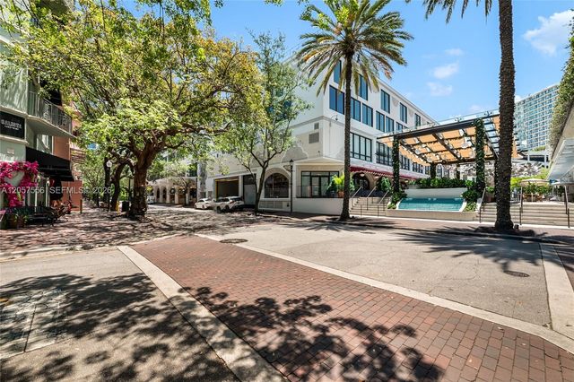 3333 Rice Street 203, Miami, FL 33133