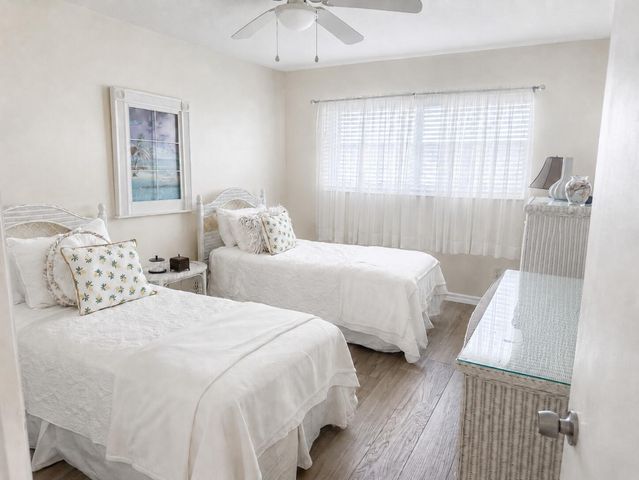 111 Shore Court 302, North Palm Beach, FL 33408