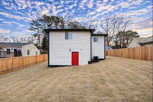 951 Reed Avenue, East Point, GA 30344