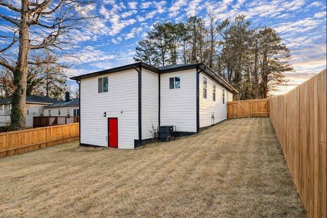 951 Reed Avenue, East Point, GA 30344