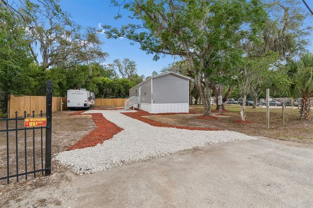 12911 DAVISTA AVENUE, New Port Richey, FL 34654
