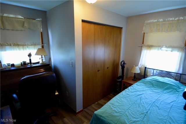 525 W Omar Street, Struthers, OH 44471