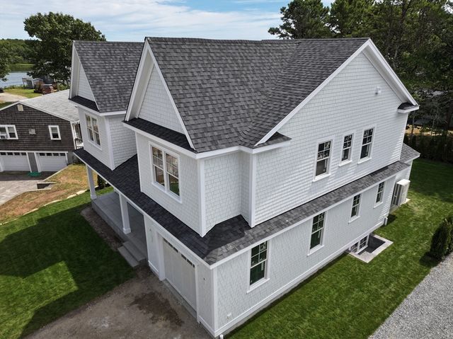 15 Ingleside Dr, Falmouth, MA 02536