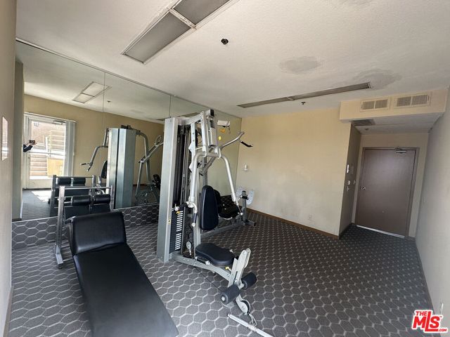 8614 Burton Way 104, Los Angeles, CA 90048