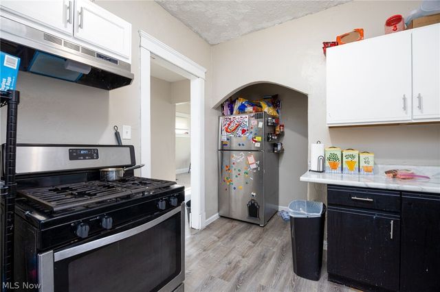 279 Cross Street, Akron, OH 44311