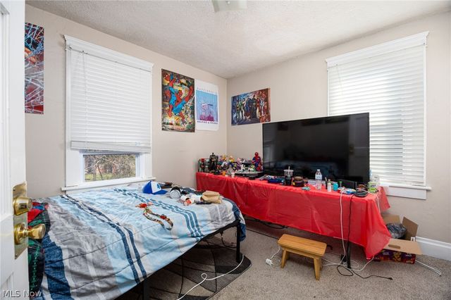 279 Cross Street, Akron, OH 44311