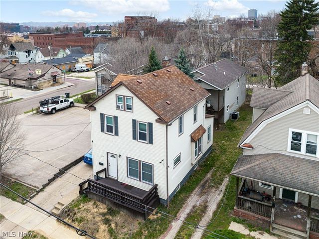 279 Cross Street, Akron, OH 44311