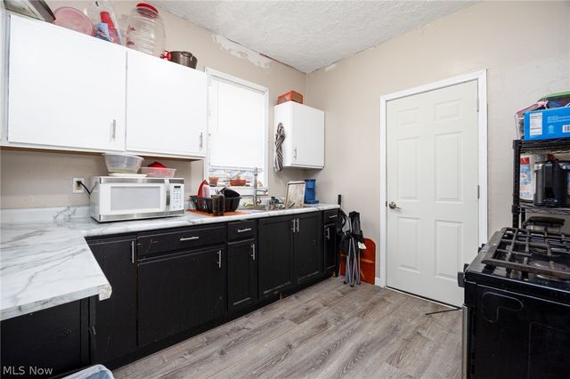 279 Cross Street, Akron, OH 44311