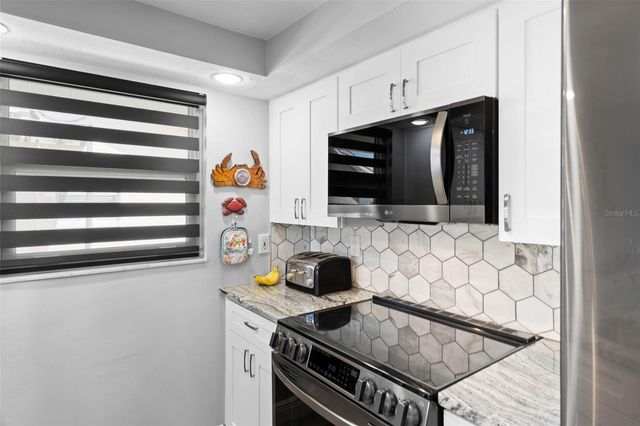 15627 DONZI DRIVE, Hudson, FL 34667