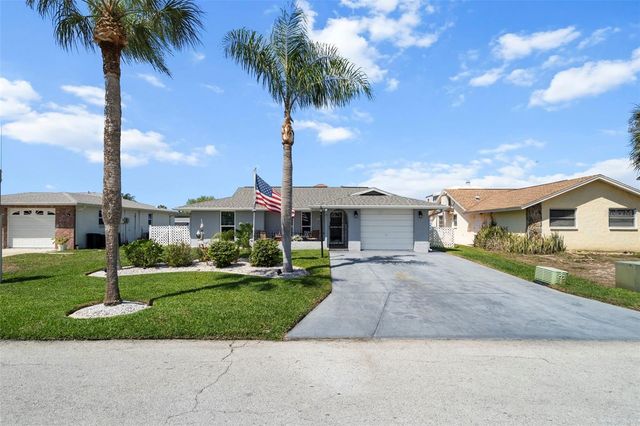 15627 DONZI DRIVE, Hudson, FL 34667