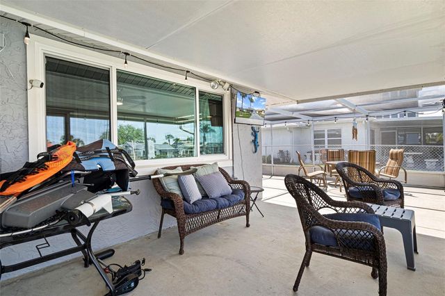 15627 DONZI DRIVE, Hudson, FL 34667