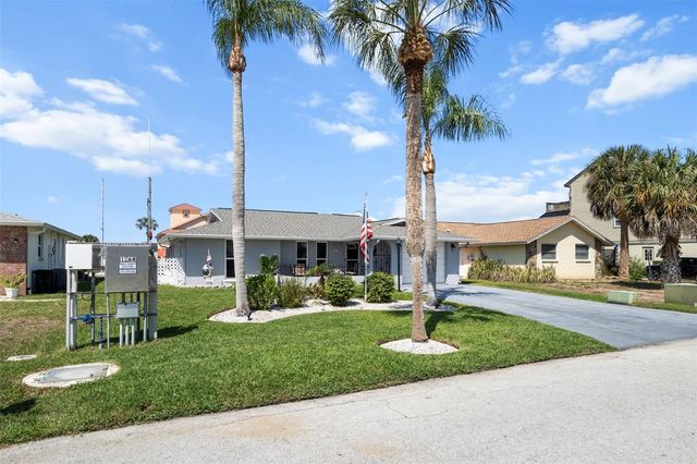 15627 DONZI DRIVE, Hudson, FL 34667