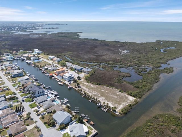 15627 DONZI DRIVE, Hudson, FL 34667