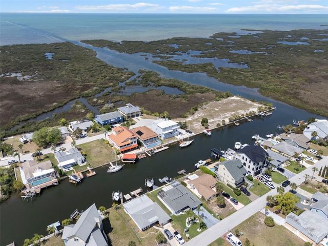 15627 DONZI DRIVE, Hudson, FL 34667