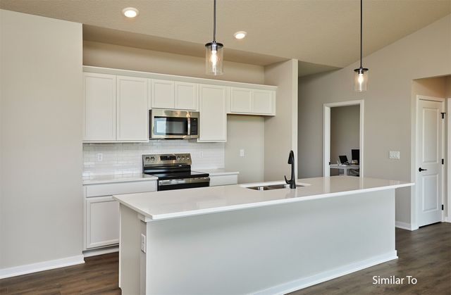 1718 22nd Avenue SE, Altoona, IA 50009