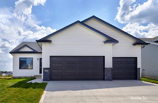 1718 22nd Avenue SE, Altoona, IA 50009