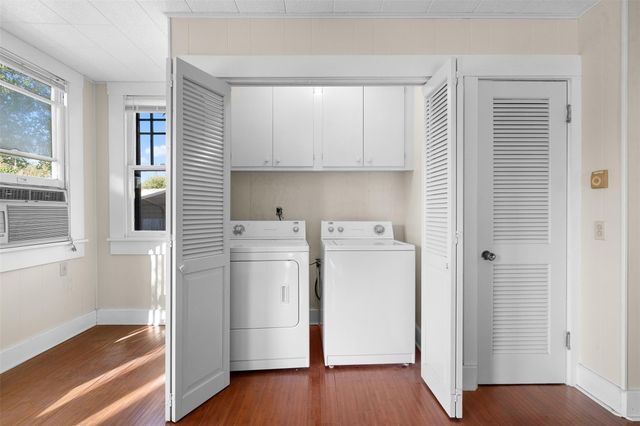 208 Summit Street, Schulenburg, TX 78956