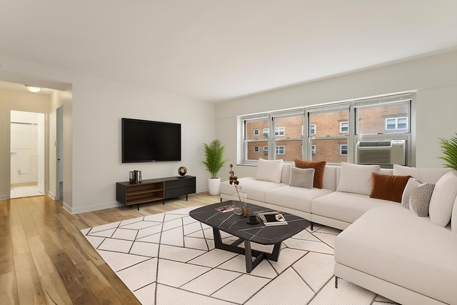 4970 N Marine Drive 1030, Chicago, IL 60640