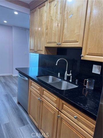 5412 Lindley 110, Encino (los Angeles), CA 91316