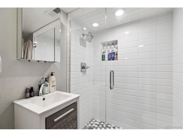 2717 E 11th Ave, Denver, CO 80206