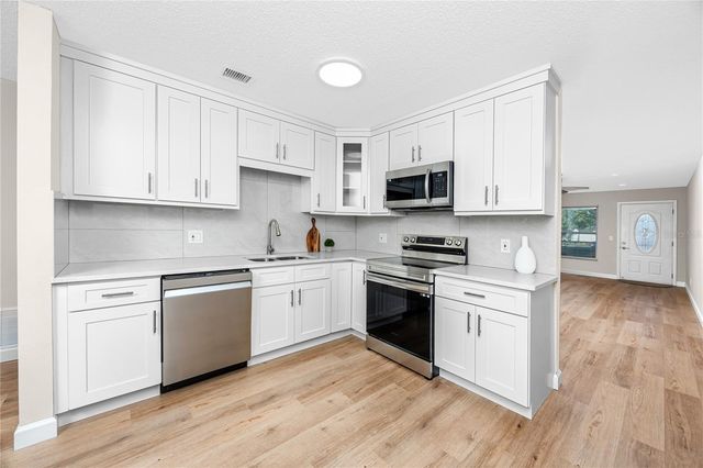 2359 FINLANDIA LANE 27, Clearwater, FL 33763