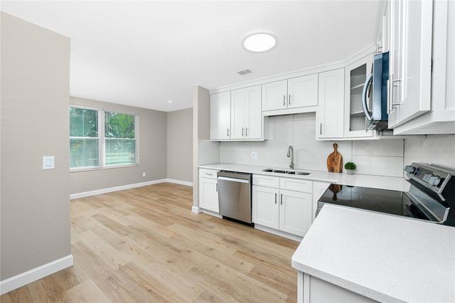 2359 FINLANDIA LANE 27, Clearwater, FL 33763