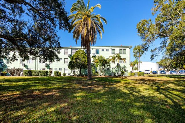 2359 FINLANDIA LANE 27, Clearwater, FL 33763