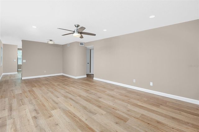 2359 FINLANDIA LANE 27, Clearwater, FL 33763