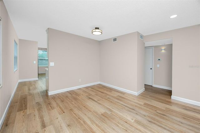 2359 FINLANDIA LANE 27, Clearwater, FL 33763