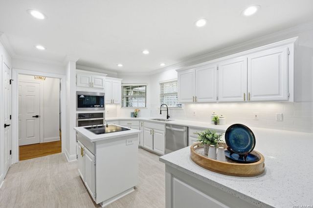 25518 Hazy Hollow, San Antonio, TX 78255