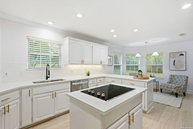 25518 Hazy Hollow, San Antonio, TX 78255