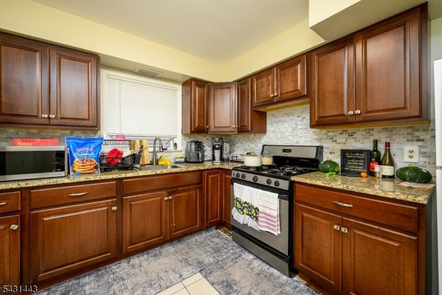 149 Baltimore Ave, Hillside Twp., NJ 07205