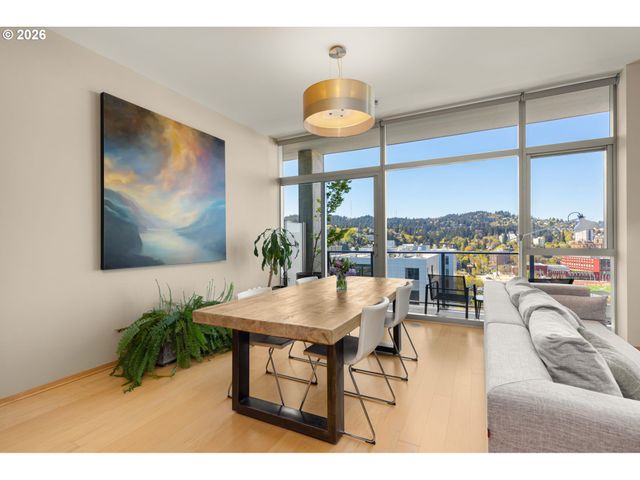 1221 Sw 10TH Ave 1706, Portland, OR 97205