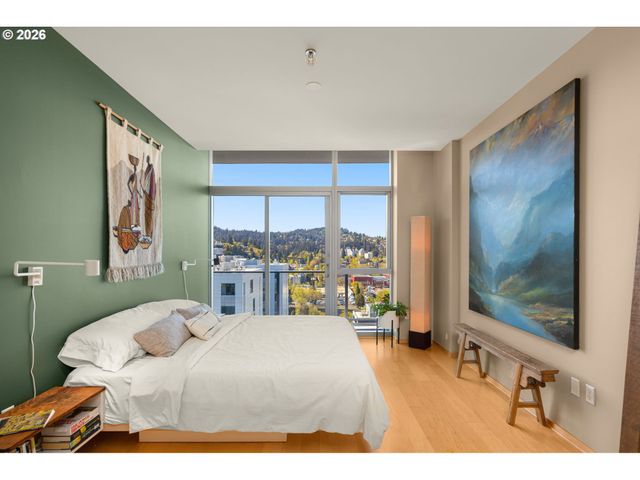 1221 Sw 10TH Ave 1706, Portland, OR 97205