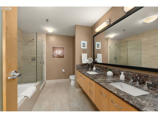 1221 Sw 10TH Ave 1706, Portland, OR 97205