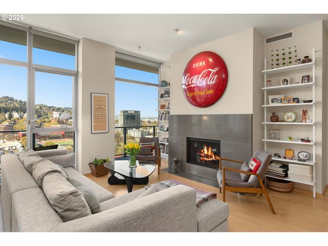 1221 Sw 10TH Ave 1706, Portland, OR 97205