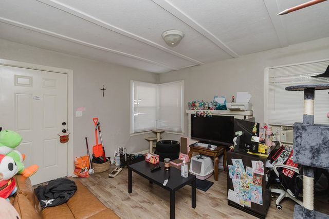 2615 & 2617 E Stadium, Wichita, KS 67214