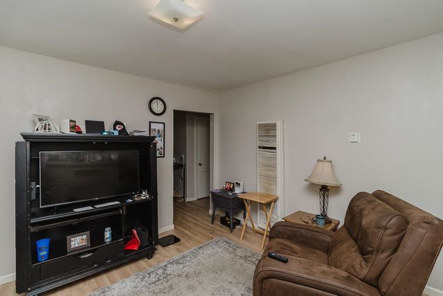 2615 & 2617 E Stadium, Wichita, KS 67214