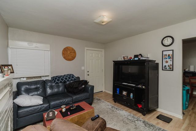 2615 & 2617 E Stadium, Wichita, KS 67214