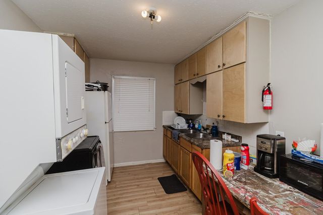 2615 & 2617 E Stadium, Wichita, KS 67214