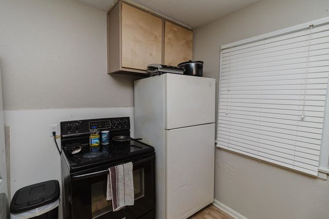 2615 & 2617 E Stadium, Wichita, KS 67214