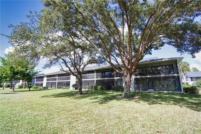 1208 Commonwealth CIR # J206, Naples, FL 34116