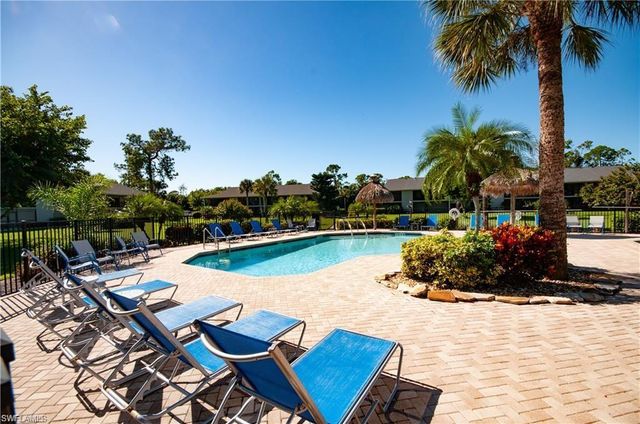 1208 Commonwealth CIR # J206, Naples, FL 34116