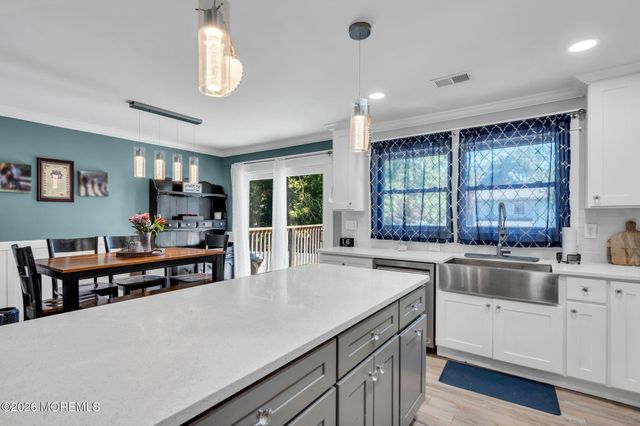 3 Widgeon Drive, Bayville, NJ 08721