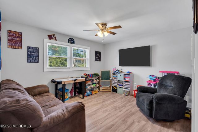 3 Widgeon Drive, Bayville, NJ 08721
