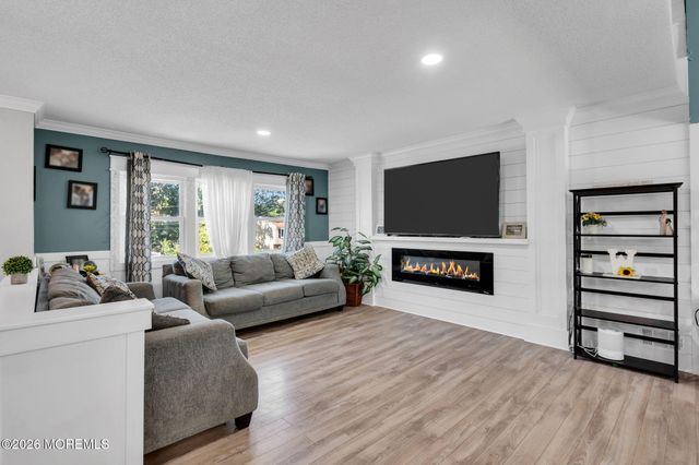 3 Widgeon Drive, Bayville, NJ 08721