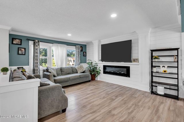 3 Widgeon Drive, Bayville, NJ 08721