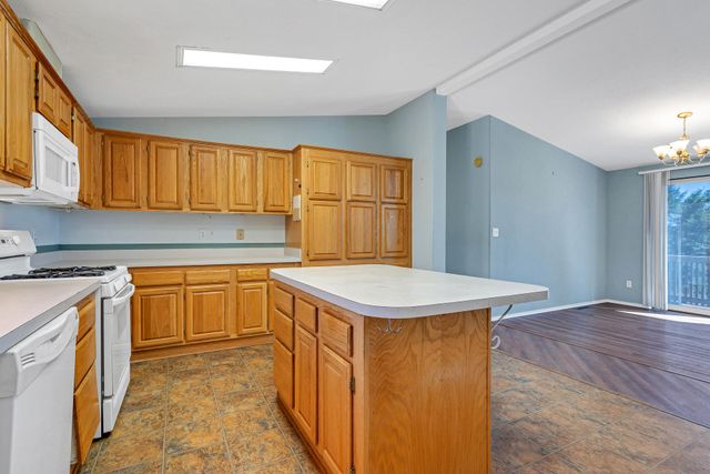 43497 State HIghway 299E, Fall River Mills, CA 96028